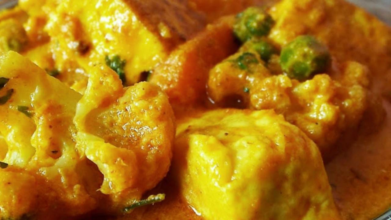 Dim Fulkopi (Egg Cauliflower) Curry Ranna Bengali Recipe Bengali Dish