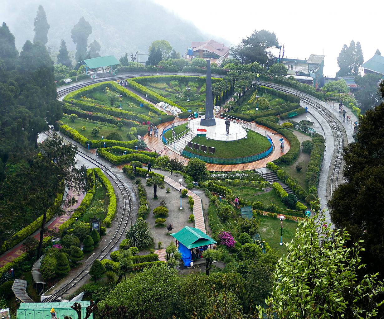 tourist places in darjeeling town