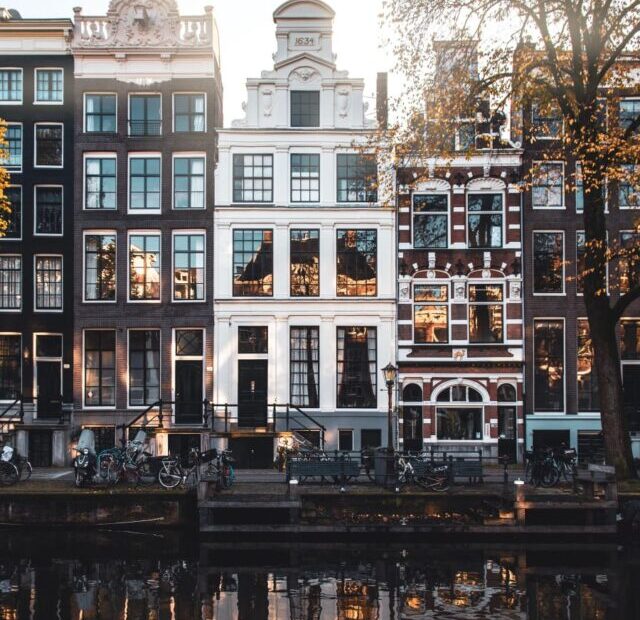 cropped-amsterdam-neatherlands.jpeg